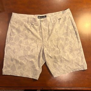 Travis Mathew, 36, Gray Golf Shorts